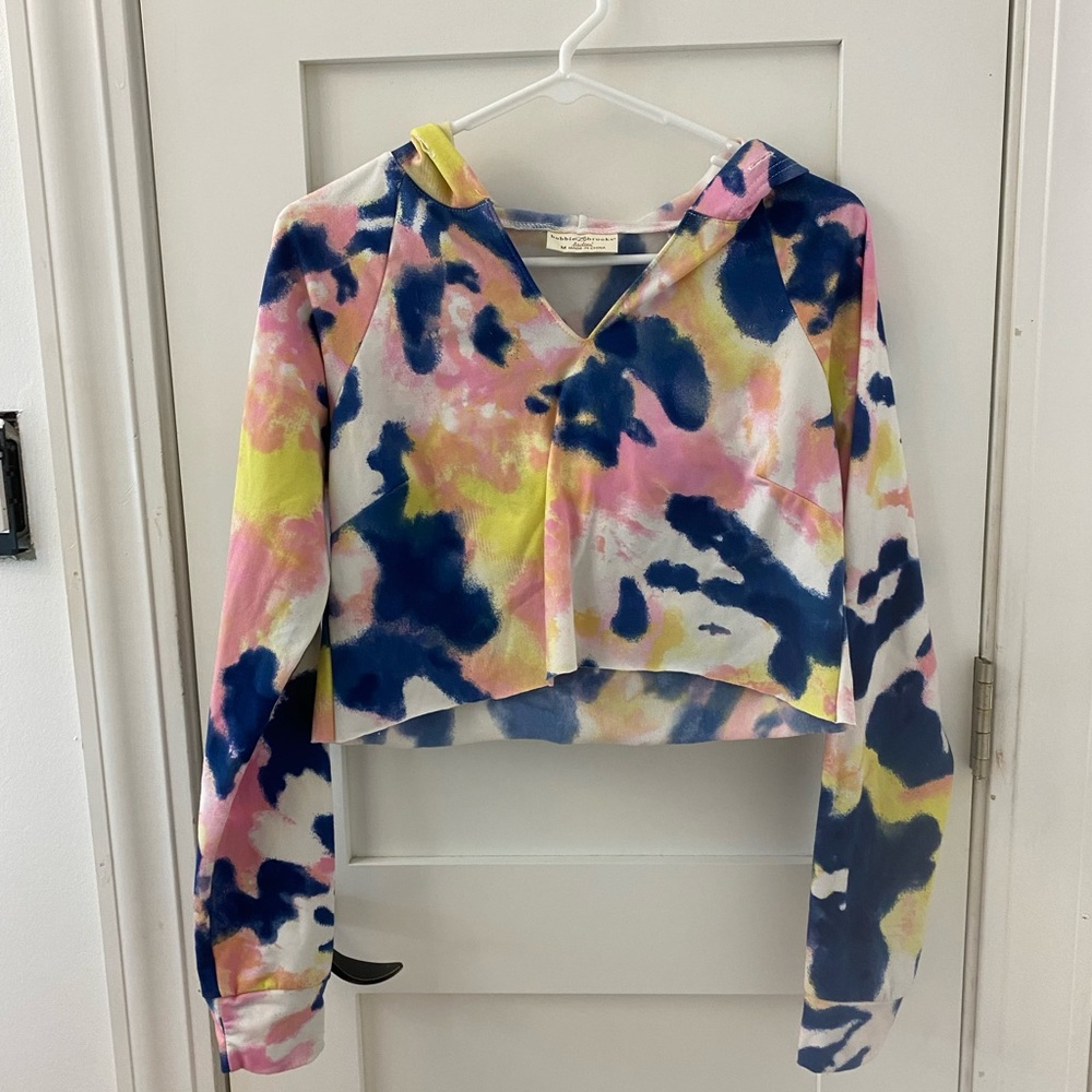 M Cropped Rainbow Long Sleeve